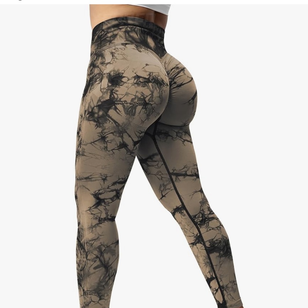 Yeoreo scrunch butt seamless leggings small